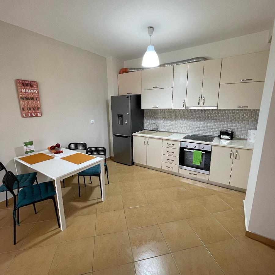 Apartments Korabi ドゥラス エクステリア 写真