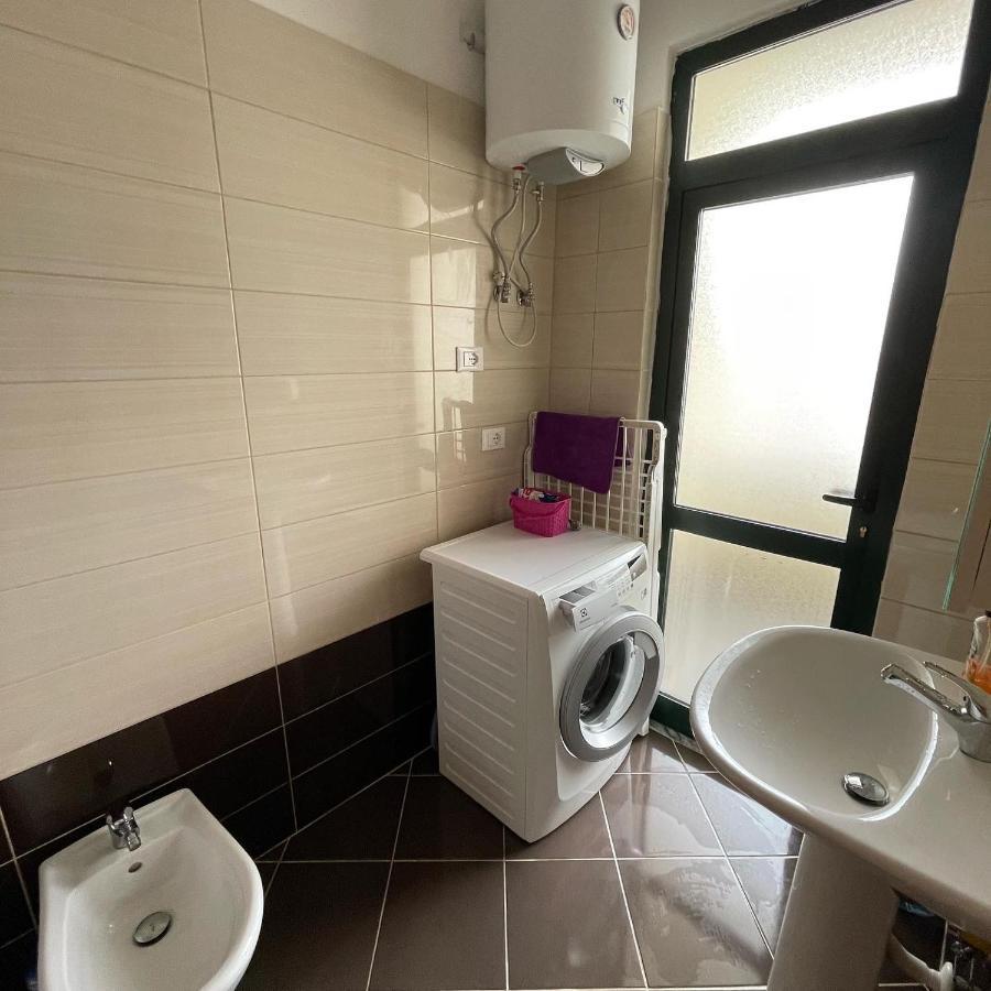 Apartments Korabi ドゥラス エクステリア 写真